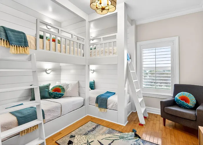 Holiday home Westwinds Paradise House